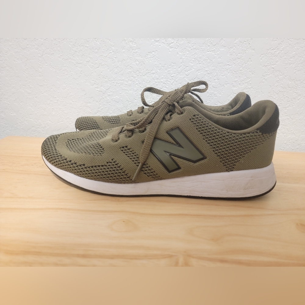 Men's New Balance Sneaker